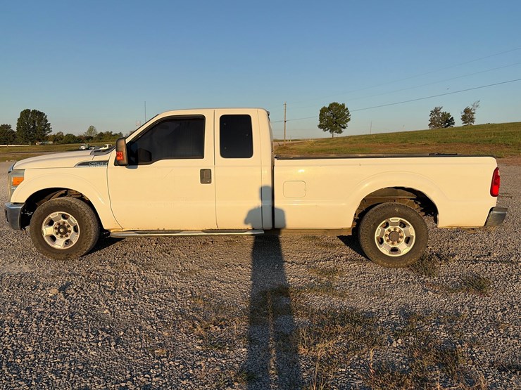 2011-ford-f250-image-3