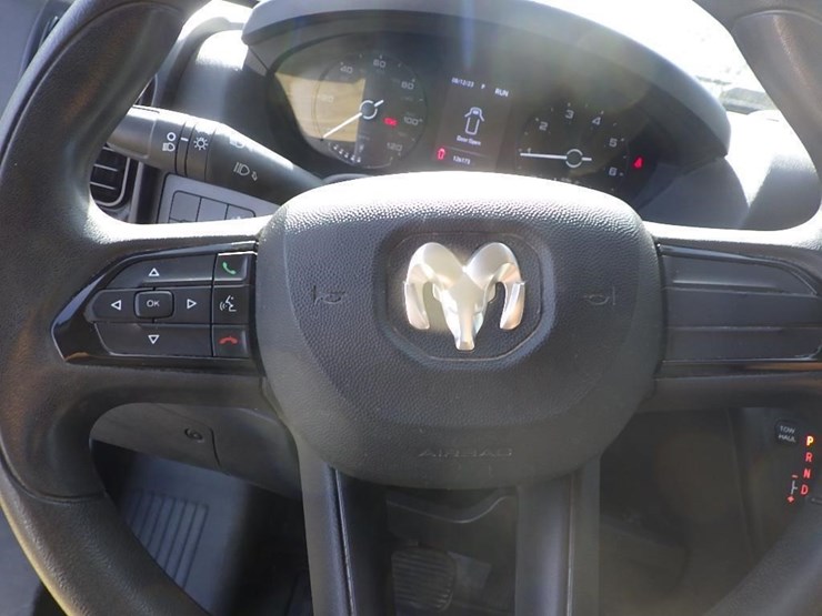 2022-dodge-3500-image-30