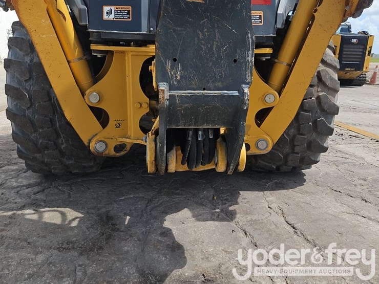 2020-deere-310sl-image-22