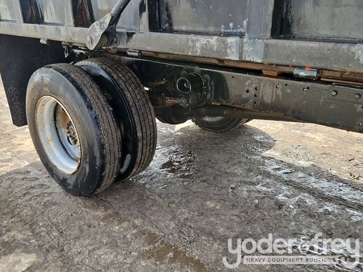 2000-ford-f650-xl-image-10