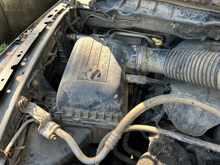 2013-dodge-1500-image-9