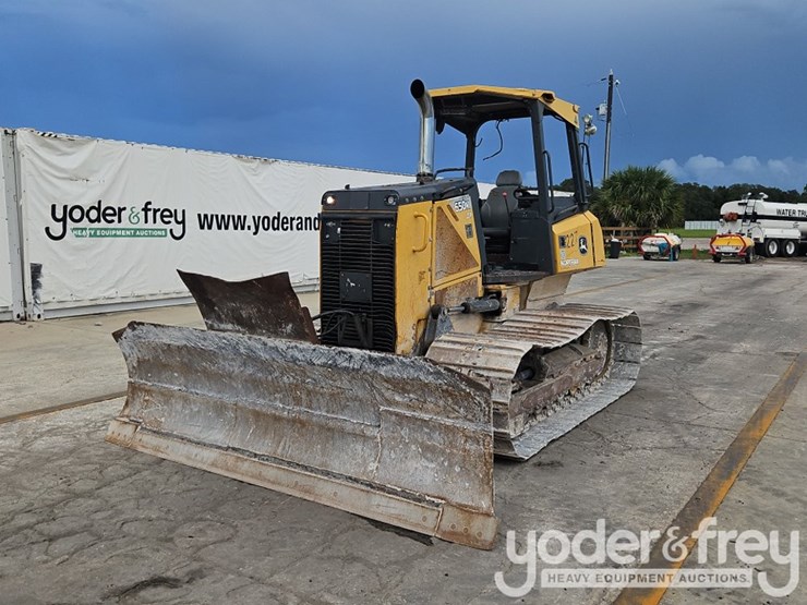 2013-deere-650k-lgp-image-1