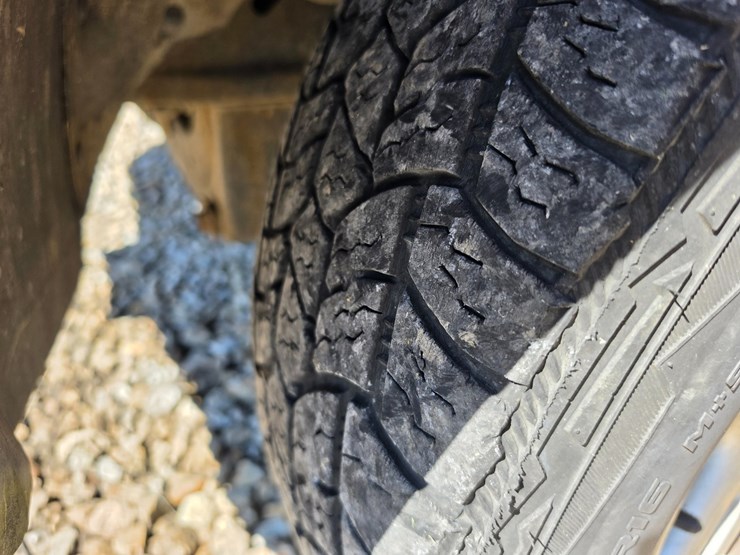 2003-ford-explorer-image-18