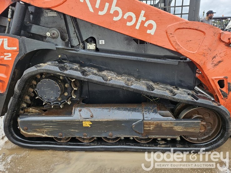 2023-kubota-svl65-2-image-9