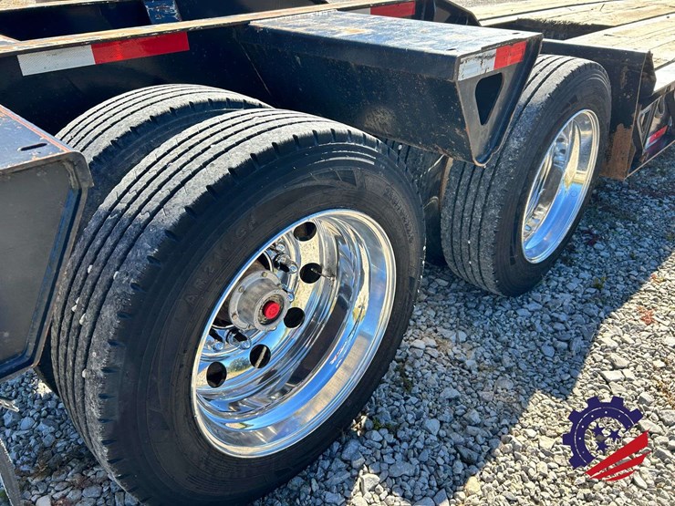 2012-trail-king-tk70hdg-image-54