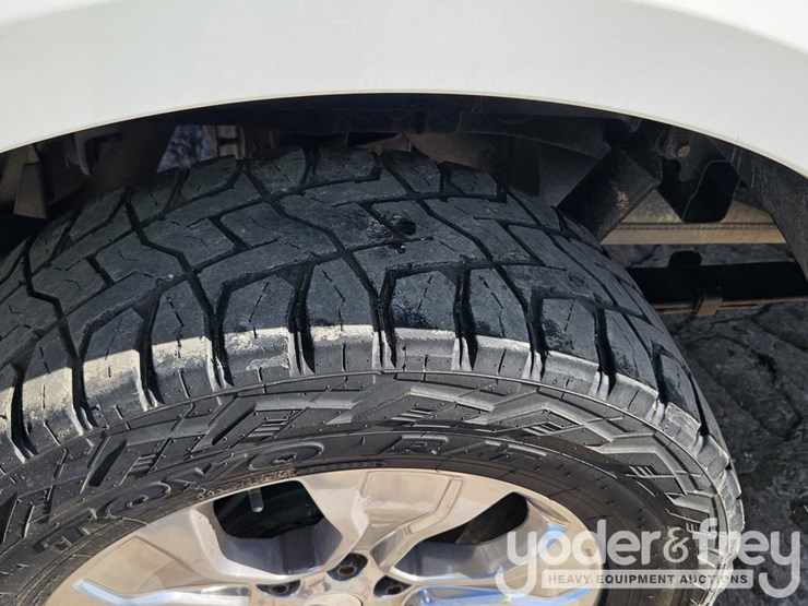 2016-ford-f150-image-8