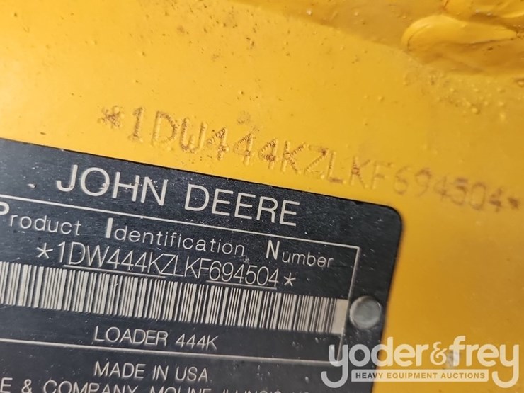 2019-deere-444k-image-24