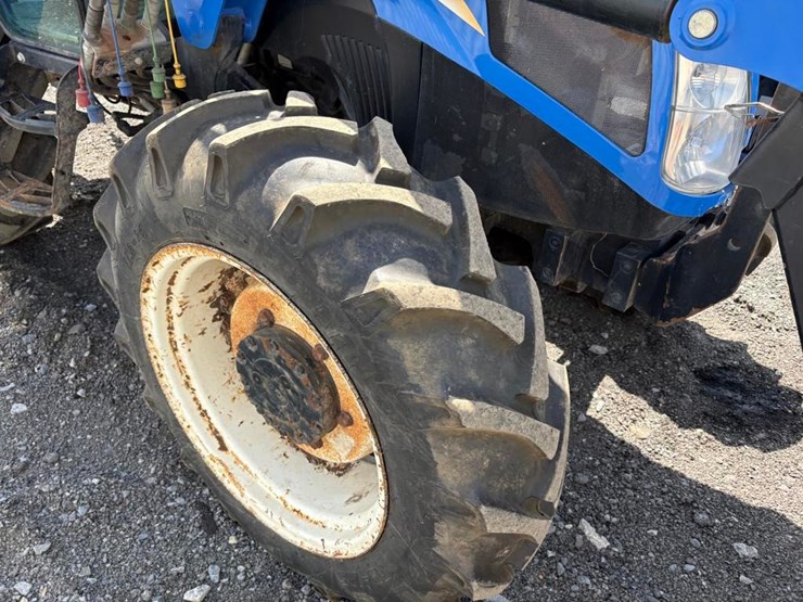 new-holland-t4.75-image-23