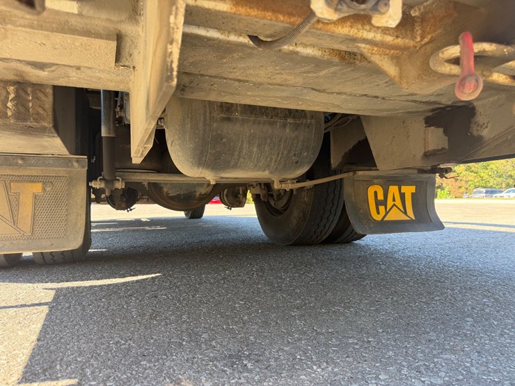 2016-hino-338-image-92