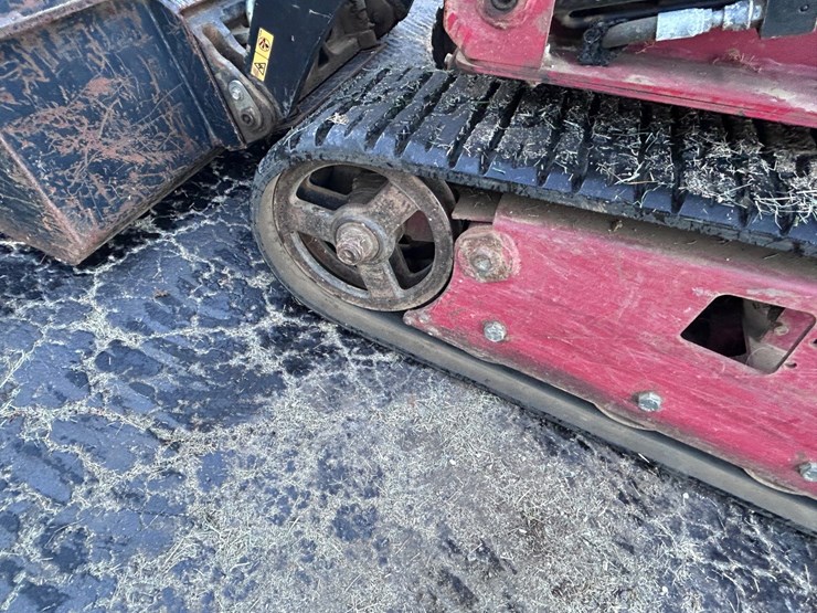 #94-•-2018-toro-dingo-tx1000-mini-skid-steer-image-2