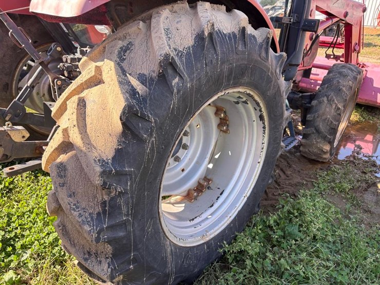 mahindra-7010-image-12