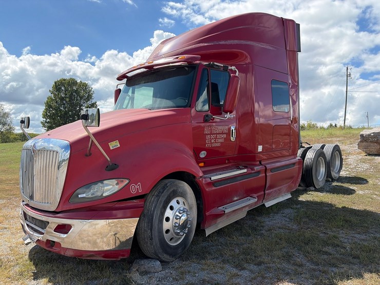 2012-international-prostar-image-1