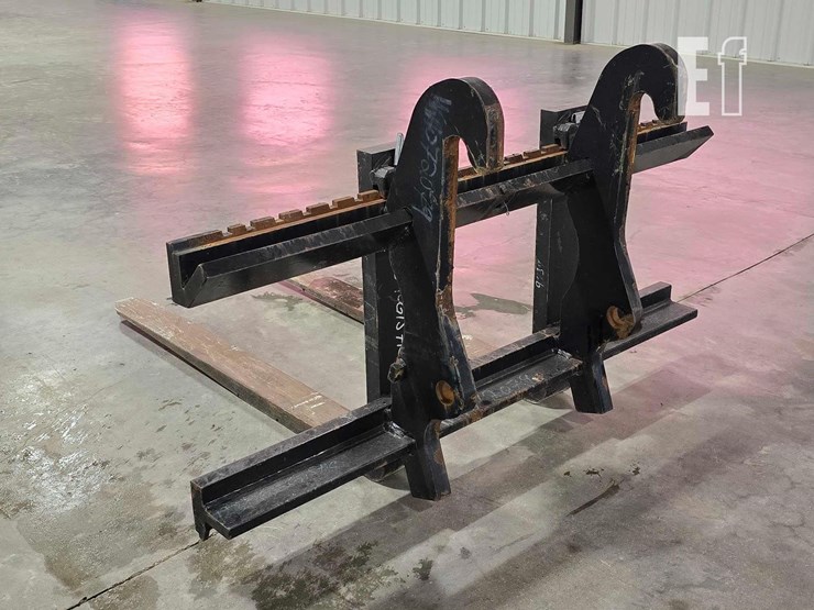 caterpillar-910-image-4