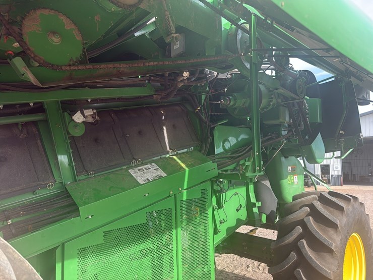 2012-john-deere-s550-image-6
