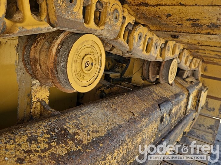 2021-caterpillar-d4-lgp-image-12