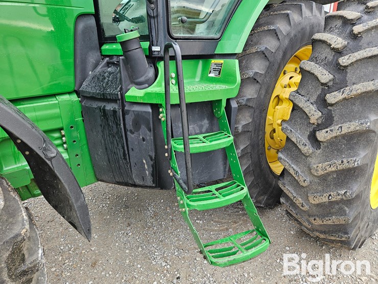 2011-john-deere-8285r-image-15