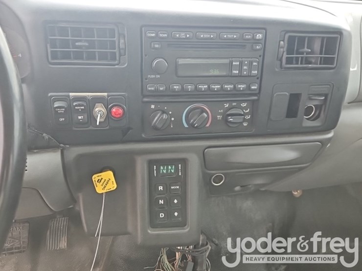2008-ford-f750-image-30