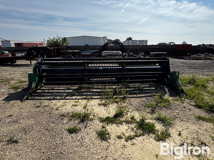 1990-john-deere-920-image-2