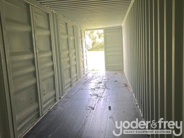 40'-multi-door-container-image-11