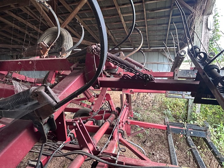 #74-•-case-4300-field-cultivator-image-23