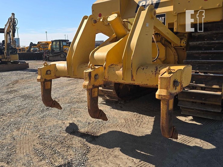 2016-caterpillar-d6t-xl-image-22