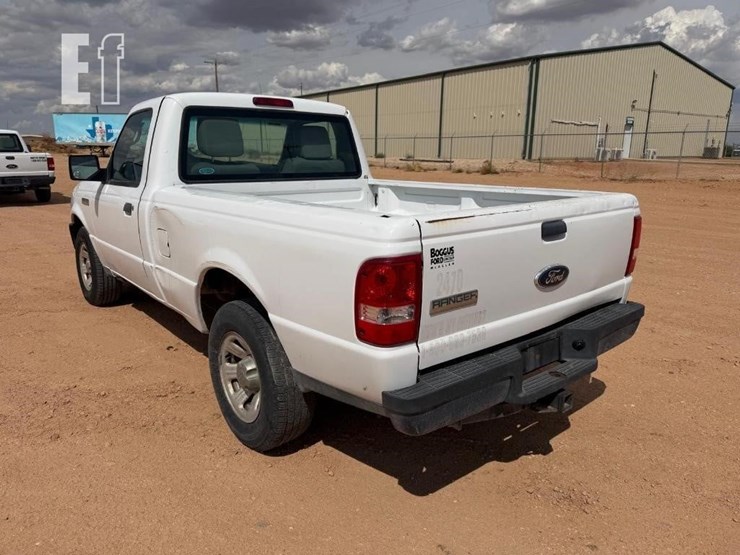 2011-ford-ranger-image-3