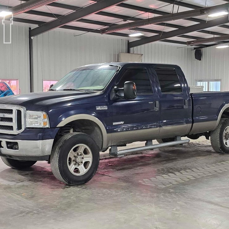 2006 FORD F350 SD