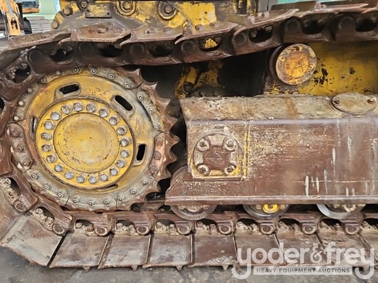 2001-komatsu-d61ex-12-image-10