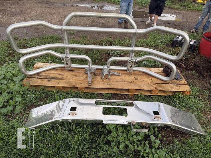 2019-kenworth-t880-image-3