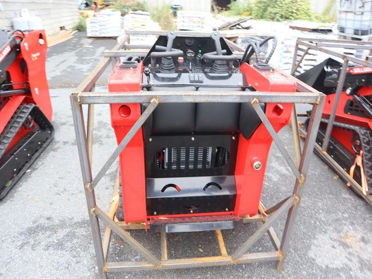 sdlanch-ssl200-skid-steer-loader-image-6