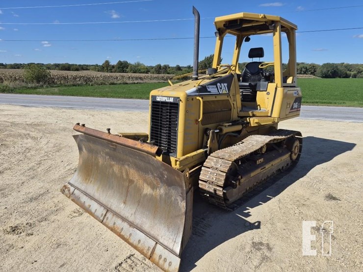 2003-caterpillar-d4g-xl-image-8