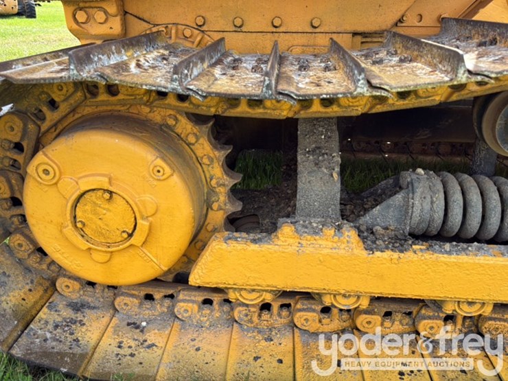 caterpillar-d5c-lgp-image-10