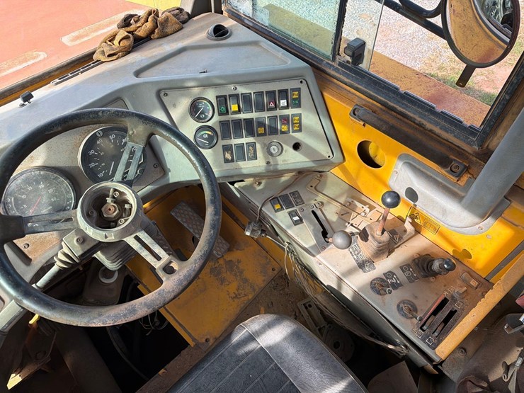 volvo-a30c-image-18
