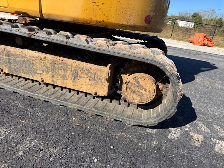 2018-caterpillar-305.5e2-image-8