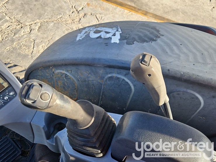 2018-kubota-kx033-4-image-34