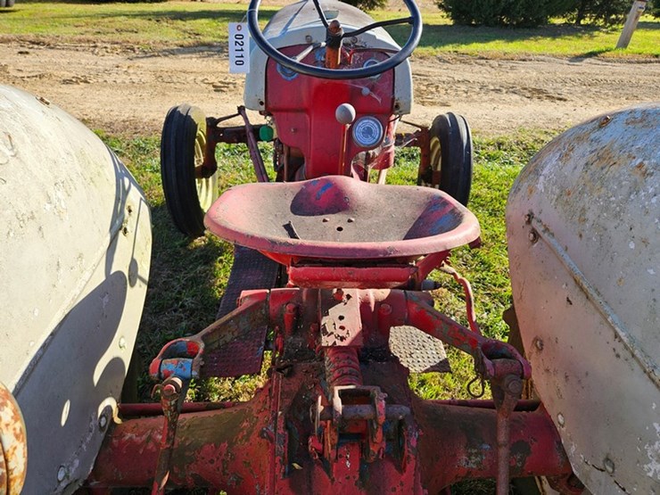 ford-8n-image-21