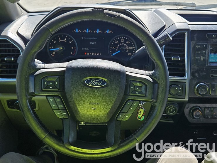 2016-ford-f150-image-36