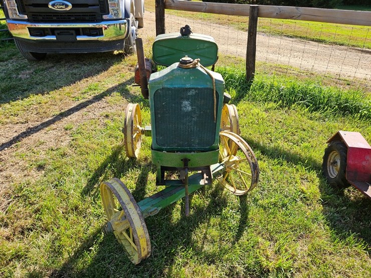 john-deere-luc-image-8