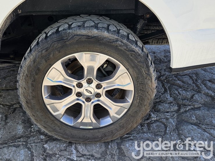 2016-ford-f150-image-18