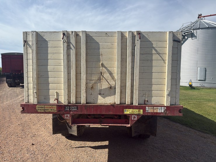 1963-gmc-single-axle-grain-truck,-119,146-miles,-5-speed-manual-transmission,-wood-box,-gas-image-4