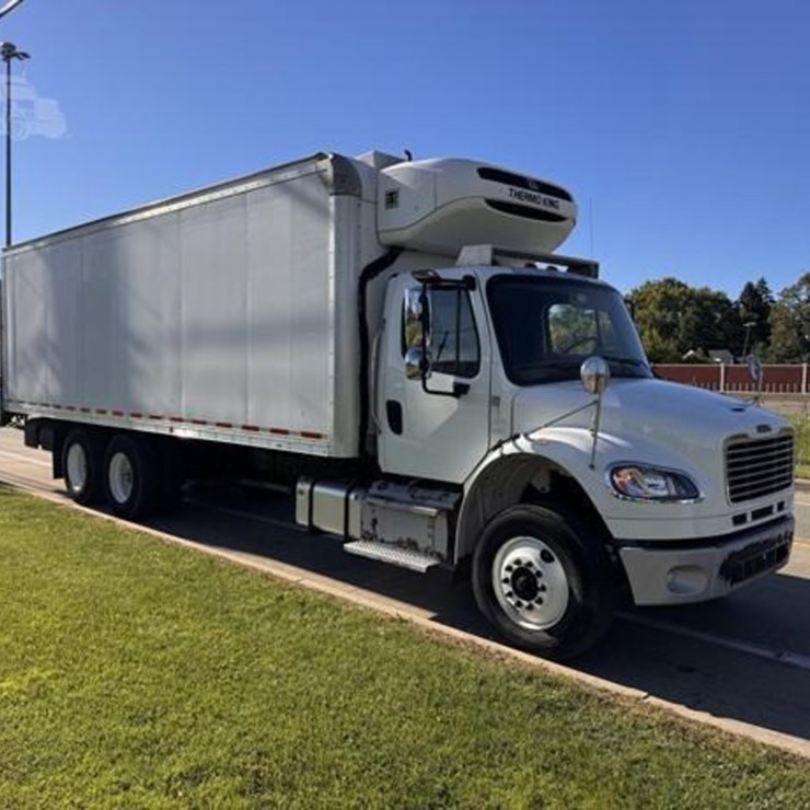 2020 FREIGHTLINER M2 106