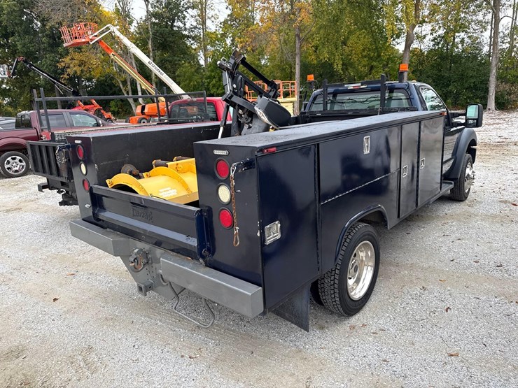 2014-ford-f450-xl-sd-image-3