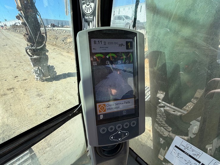 2017-caterpillar-336-image-56
