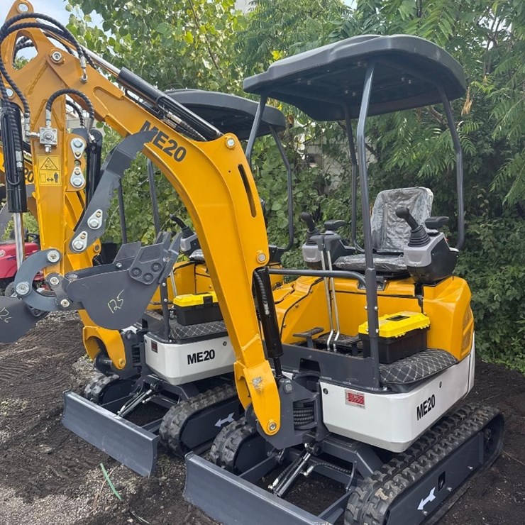 New SD Lanch Co DIESEL Mini Excavator Model ME20
