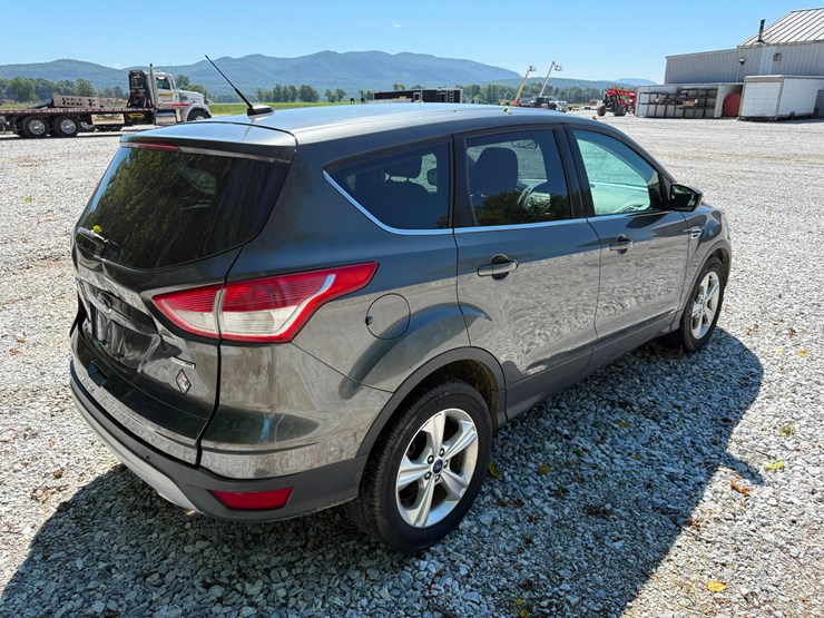 2015-ford-escape-image-5
