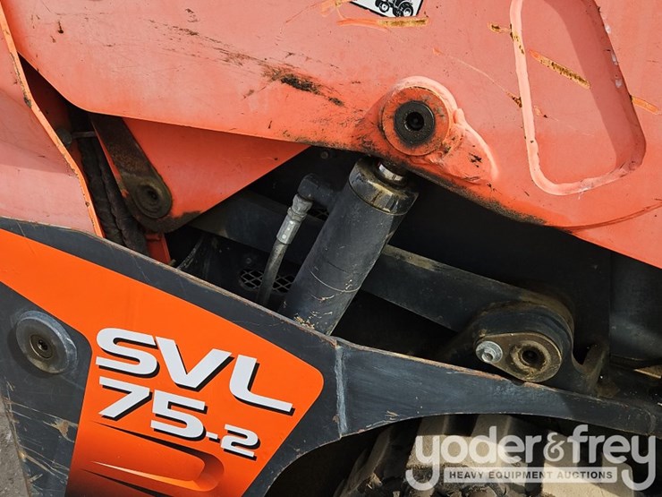 2016-kubota-svl75-2-image-12