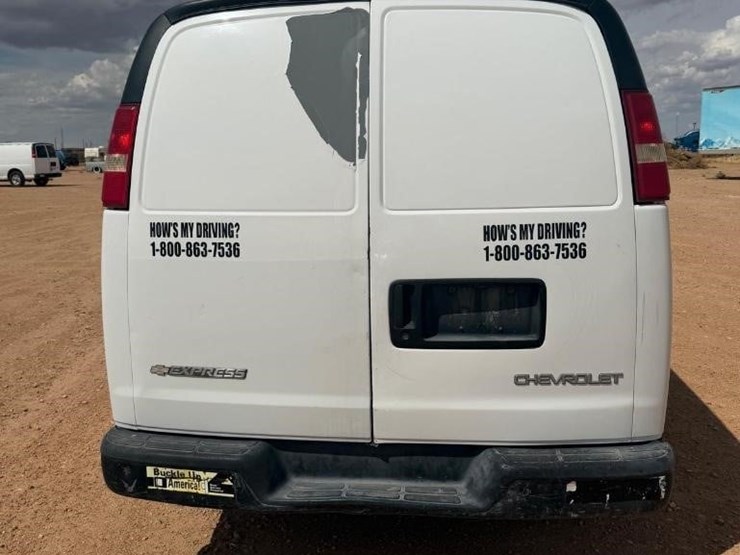 2004-chevrolet-express-1500-image-8