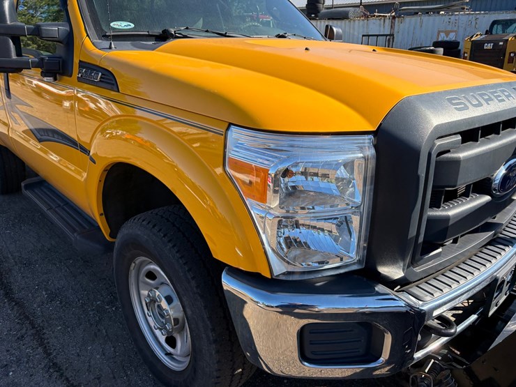 2013-ford-f350-image-9