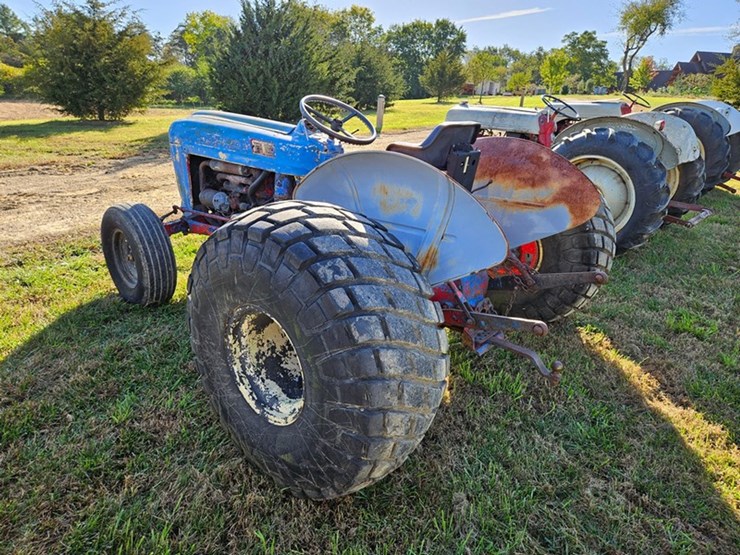 ford-800-image-3