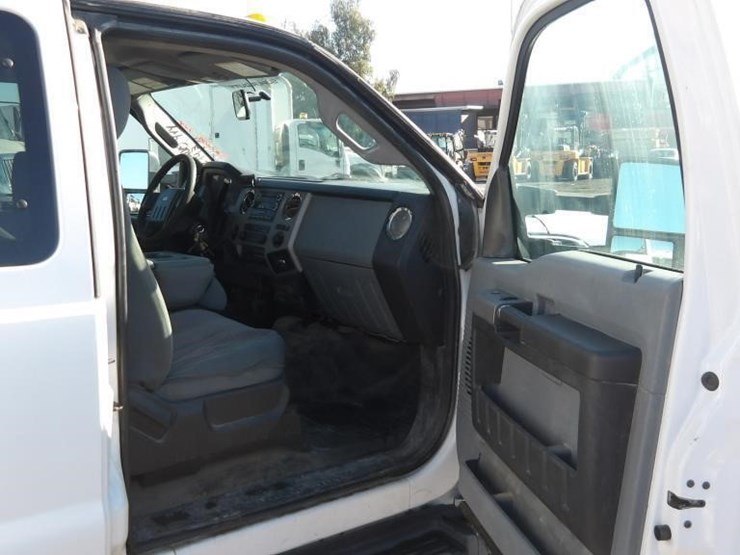 2015-ford-f450-image-15